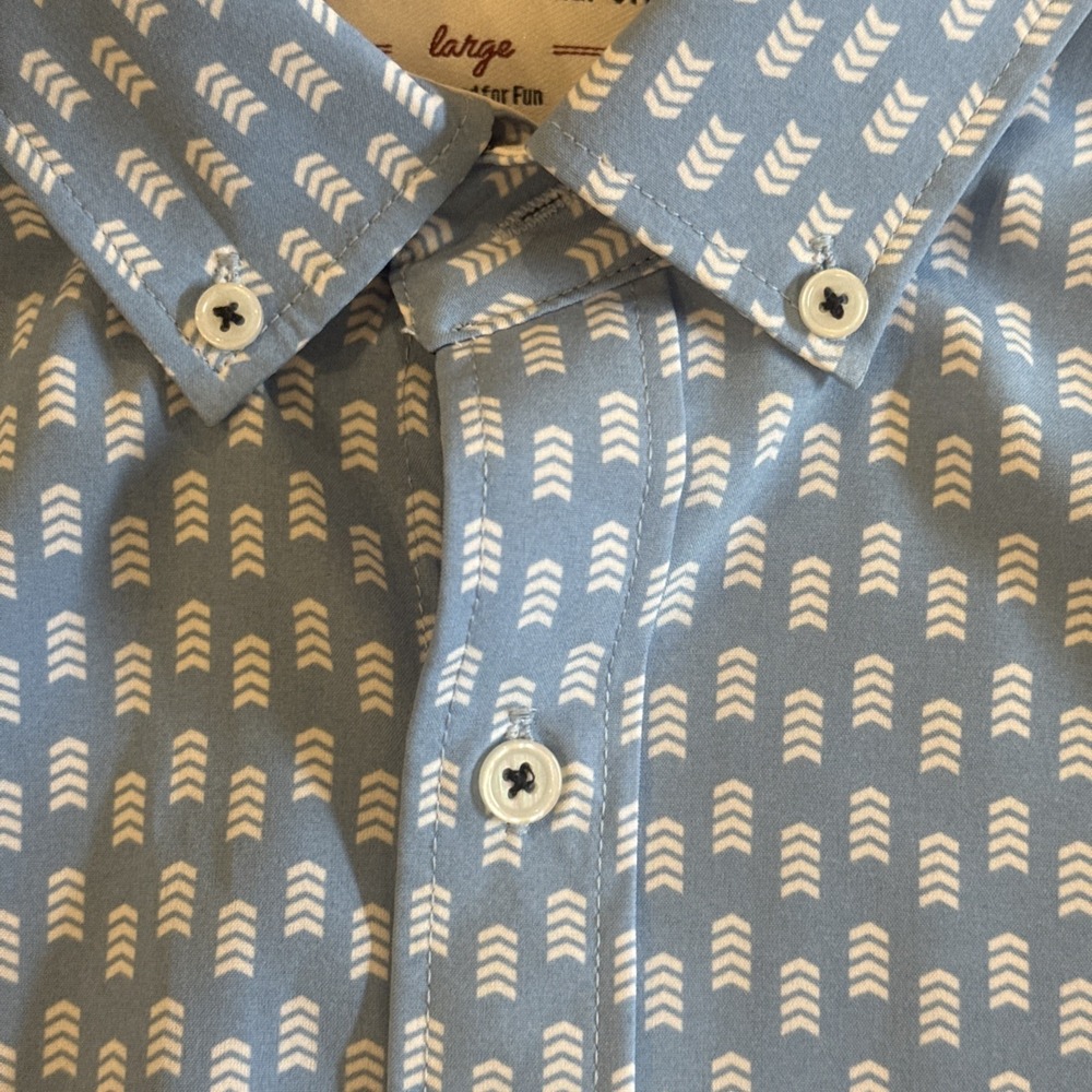 International Report Men's L Button Down Long Sleeve Shirt Blue White Geometric - Picture 8 of 11